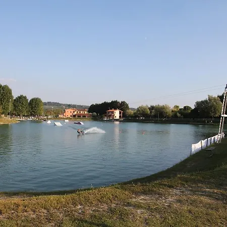 Laghetto Ai Portici